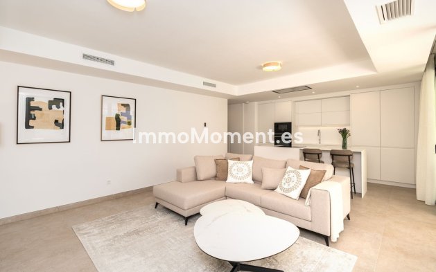Reventa - Apartamento - Estepona  - Bel Air