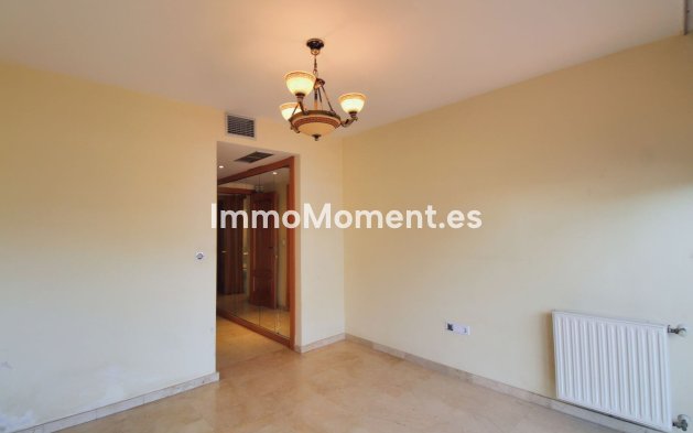 Wiederverkauf - Wohnung - Marbella - Guadalmina Alta