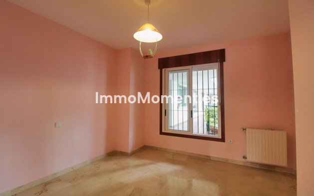 Wiederverkauf - Wohnung - Marbella - Guadalmina Alta
