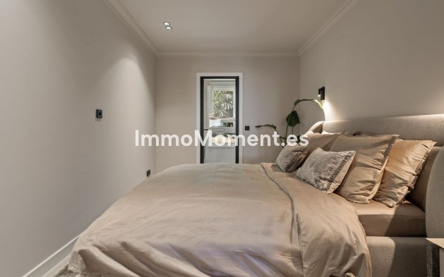 Resale - Apartment - Benahavís - Benahavís Centro