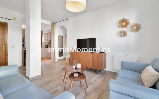 Resale - Apartment - Benahavís - Benahavís Centro