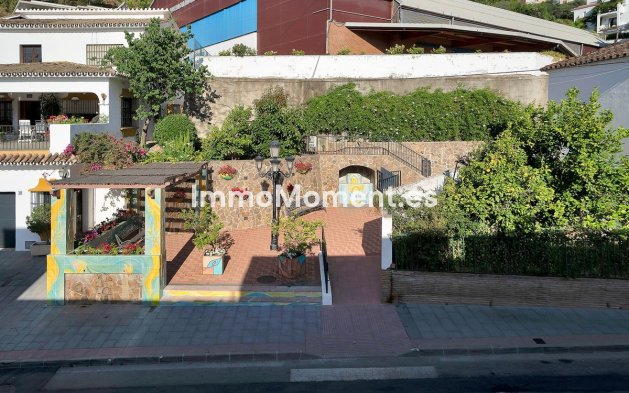 Resale - Apartment - Benahavís - Benahavís Centro