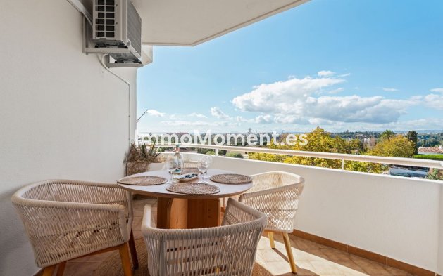 Resale - Apartment - Estepona - Estepona Centro