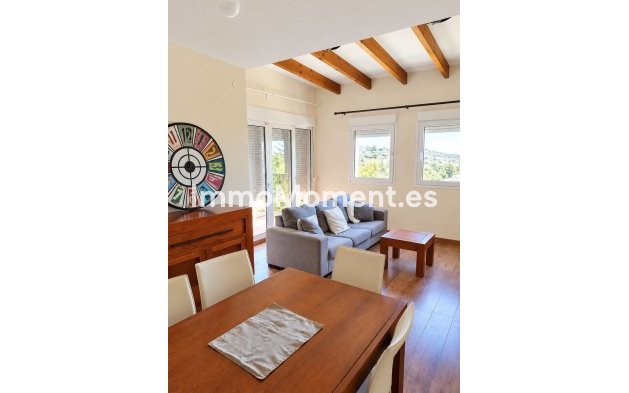 Resale - Apartment - Estepona - Cancelada
