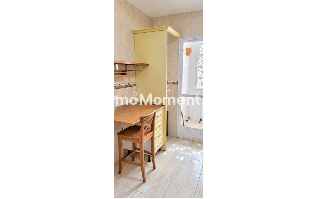 Resale - Apartment - Estepona - Cancelada