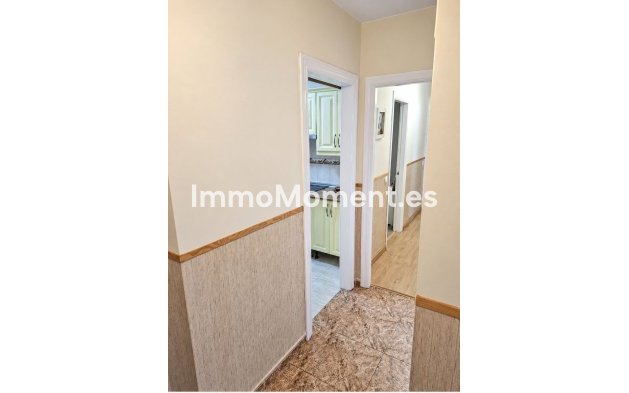Resale - Apartment - Estepona - Cancelada
