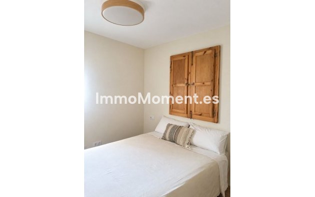 Resale - Apartment - Estepona - Cancelada