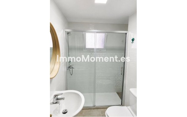 Resale - Apartment - Estepona - Cancelada