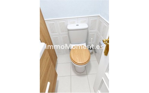 Resale - Apartment - Estepona - Cancelada