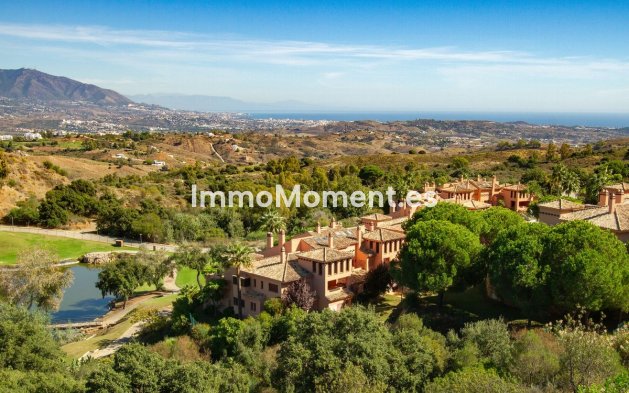 Wiederverkauf - Wohnung - Marbella - La Mairena