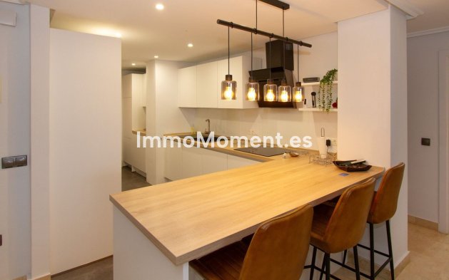 Wiederverkauf - Wohnung - Marbella - La Mairena