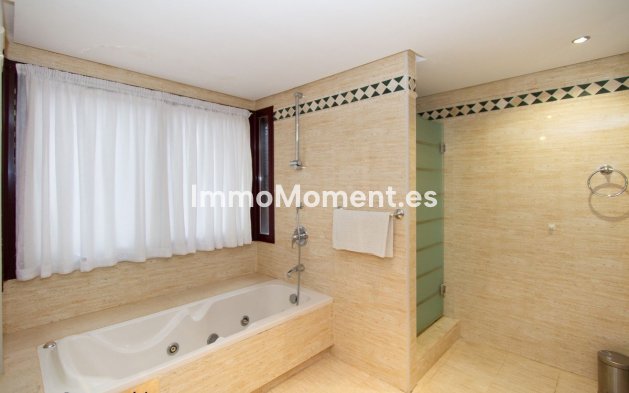 Wiederverkauf - Wohnung - Marbella - La Mairena