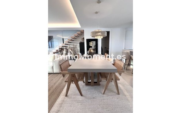 Resale - Detached villa - Inland  - Alhaurín de la Torre