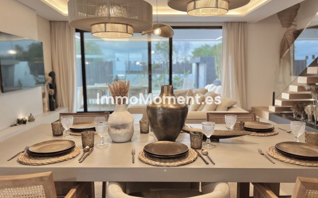 Resale - Detached villa - Inland  - Alhaurín de la Torre