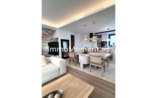 Resale - Detached villa - Inland  - Alhaurín de la Torre