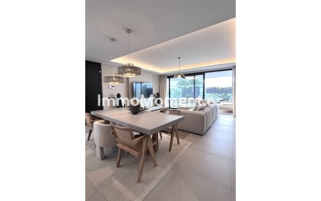 Resale - Detached villa - Inland  - Alhaurín de la Torre