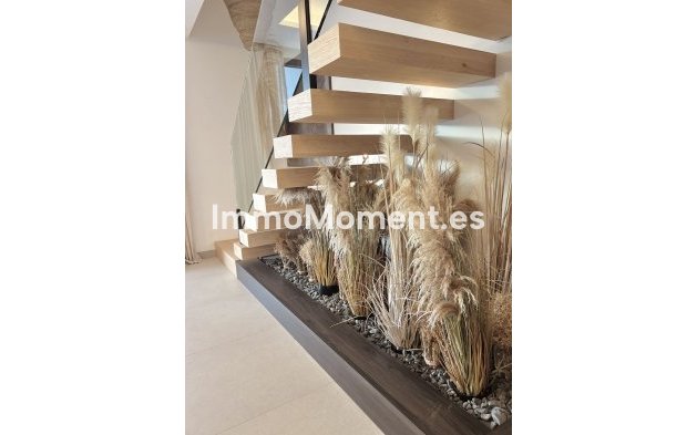 Resale - Detached villa - Inland  - Alhaurín de la Torre