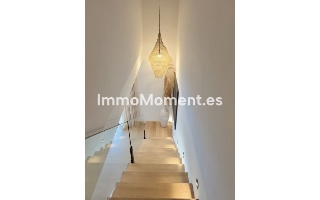Resale - Detached villa - Inland  - Alhaurín de la Torre