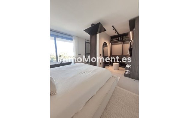 Resale - Detached villa - Inland  - Alhaurín de la Torre