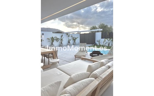 Resale - Detached villa - Inland  - Alhaurín de la Torre