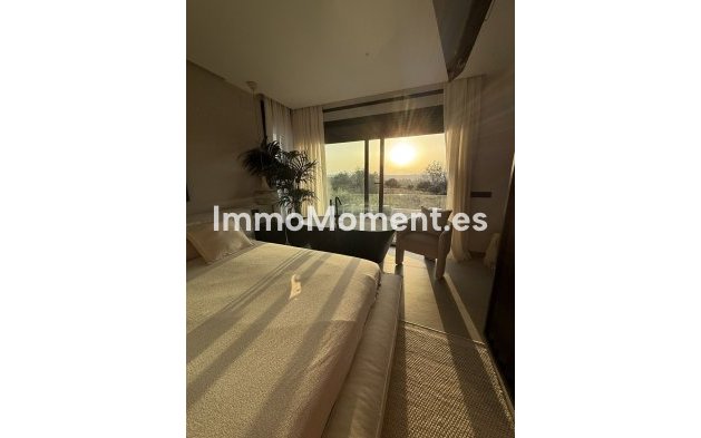 Resale - Detached villa - Inland  - Alhaurín de la Torre