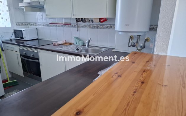 Resale - Apartment - Casares - Doña Julia