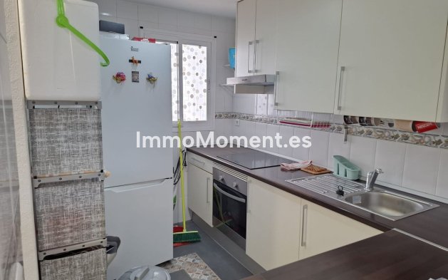 Resale - Apartment - Casares - Doña Julia