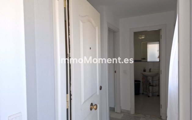 Resale - Apartment - Casares - Doña Julia