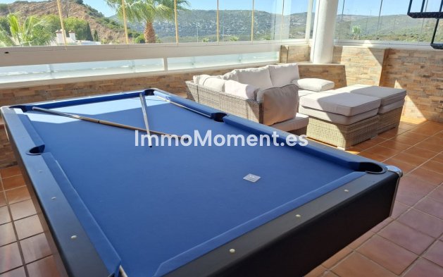 Resale - Apartment - Casares - Doña Julia