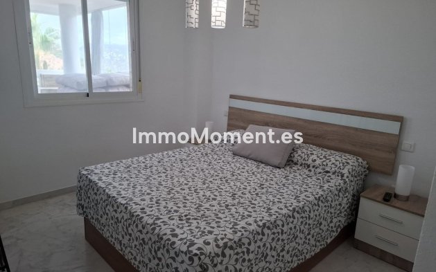 Resale - Apartment - Casares - Doña Julia