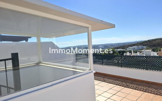 Resale - Apartment - Casares - Doña Julia