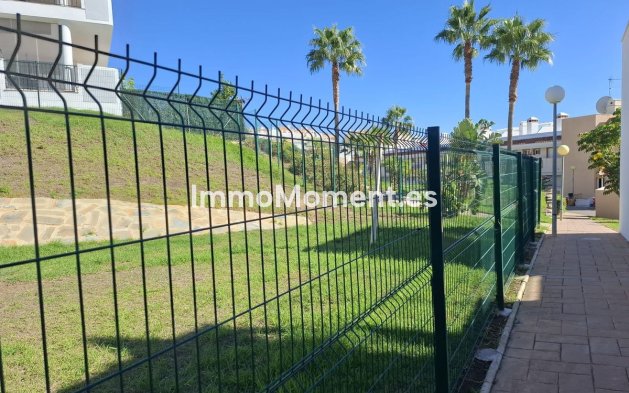 Resale - Apartment - Casares - Doña Julia