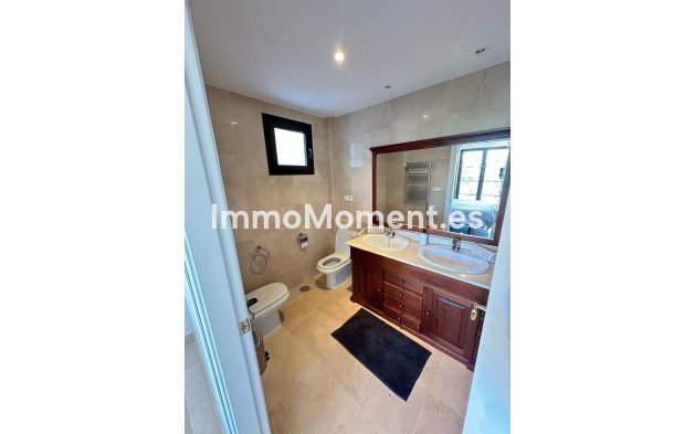 Resale - Apartment - Benahavís - Los Arqueros