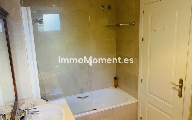 Resale - Apartment - Benahavís - Los Arqueros