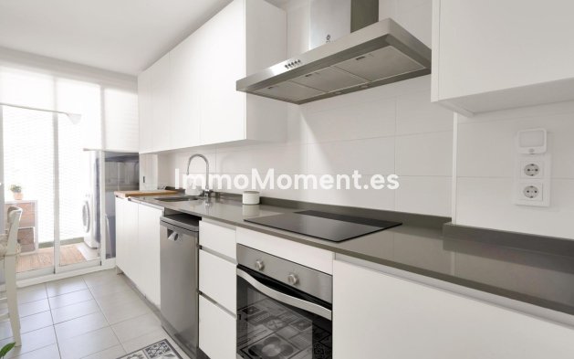 Wiederverkauf - Wohnung - Estepona  - Estepona Centro