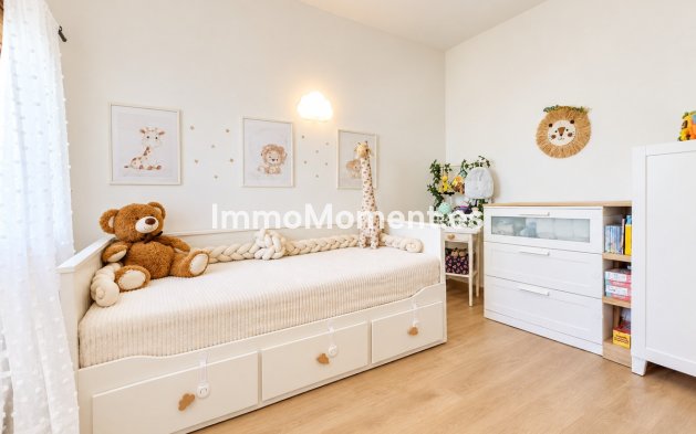 Wiederverkauf - Freistehende Villa - Estepona  - Estepona Centro