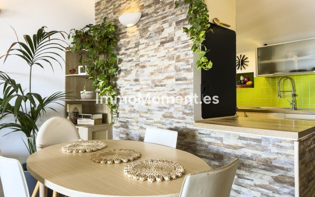 Wiederverkauf - Freistehende Villa - Estepona  - Estepona Centro