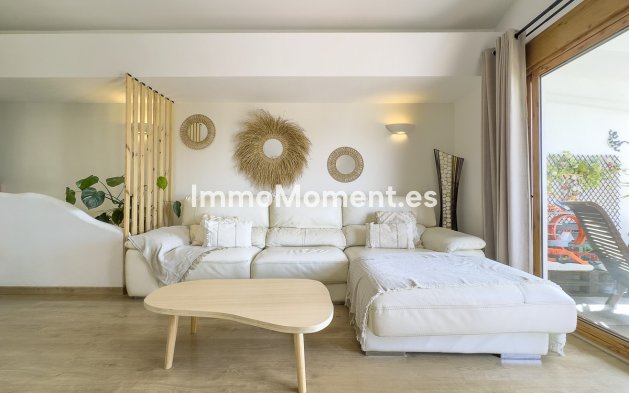 Wiederverkauf - Freistehende Villa - Estepona  - Estepona Centro