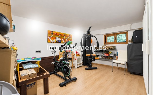 Wiederverkauf - Freistehende Villa - Estepona  - Estepona Centro
