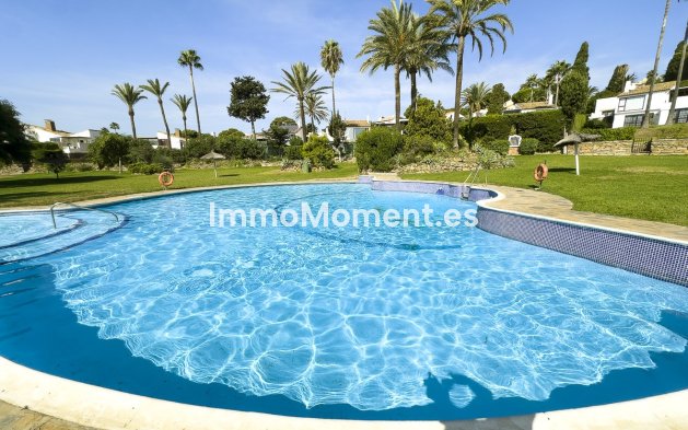 Wiederverkauf - Freistehende Villa - Estepona  - Estepona Centro