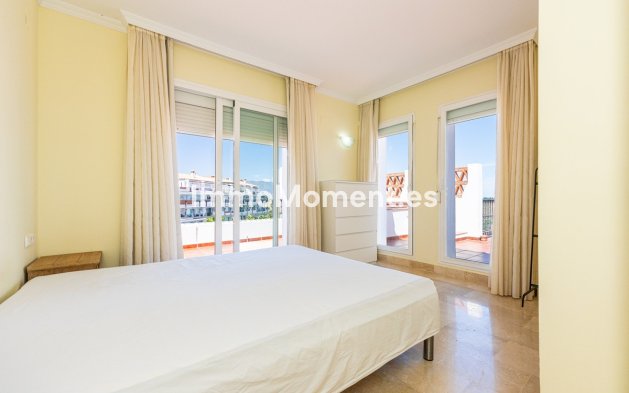 Resale - Apartment - Mijas Costa - Calahonda