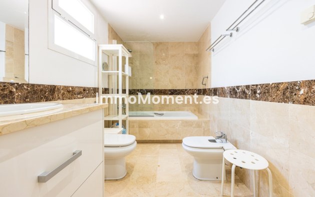 Resale - Apartment - Mijas Costa - Calahonda