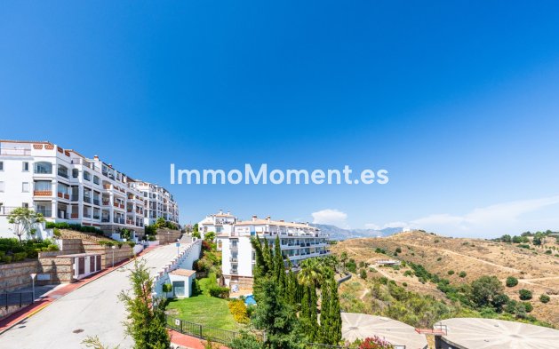Resale - Apartment - Mijas Costa - Calahonda