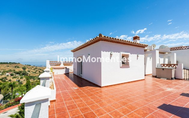 Resale - Apartment - Mijas Costa - Calahonda