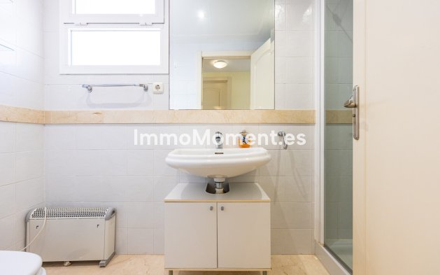 Resale - Apartment - Mijas Costa - Calahonda