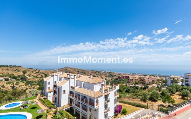 Resale - Apartment - Mijas Costa - Calahonda