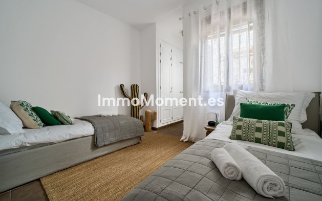 Revente - Appartement - Estepona  - Estepona Centro