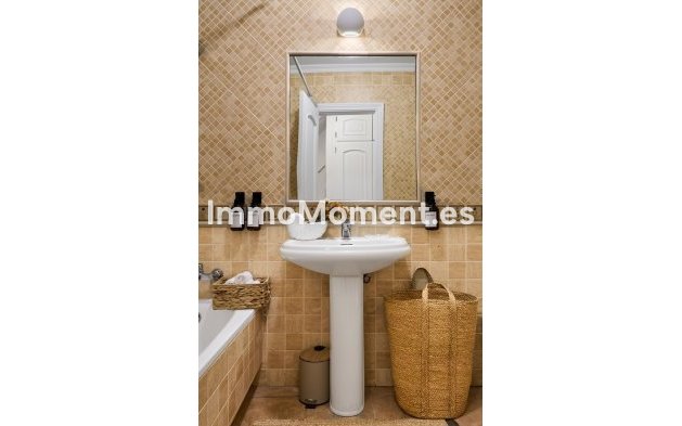 Revente - Appartement - Estepona  - Estepona Centro
