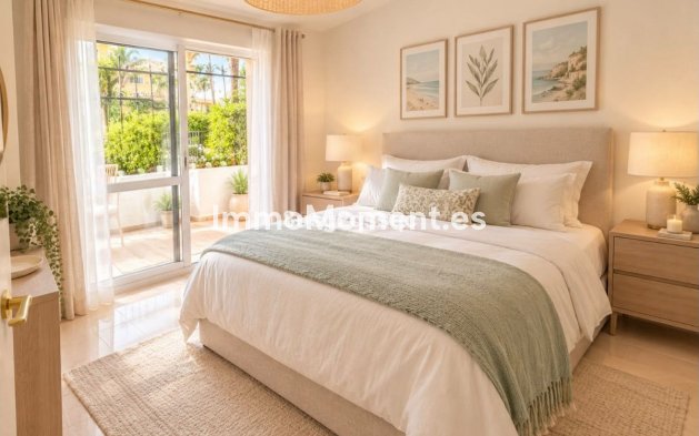 Resale - Detached villa - Estepona - Atalaya