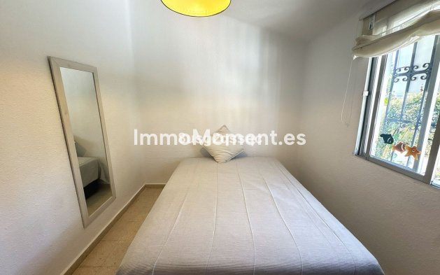 Resale - Detached villa - Estepona - Atalaya